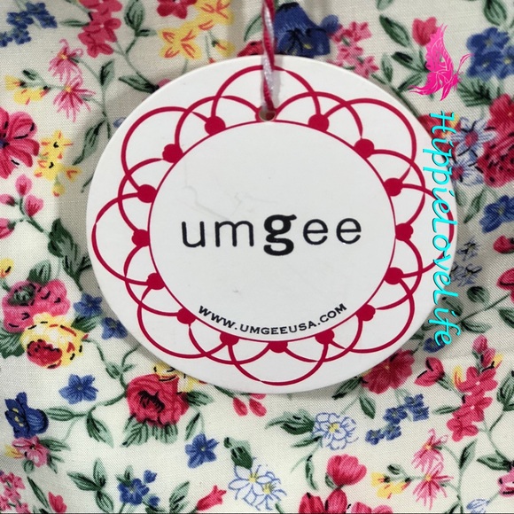 UMGEE Top Floral Print. Adjustable straps NWT MED - Picture 2 of 5